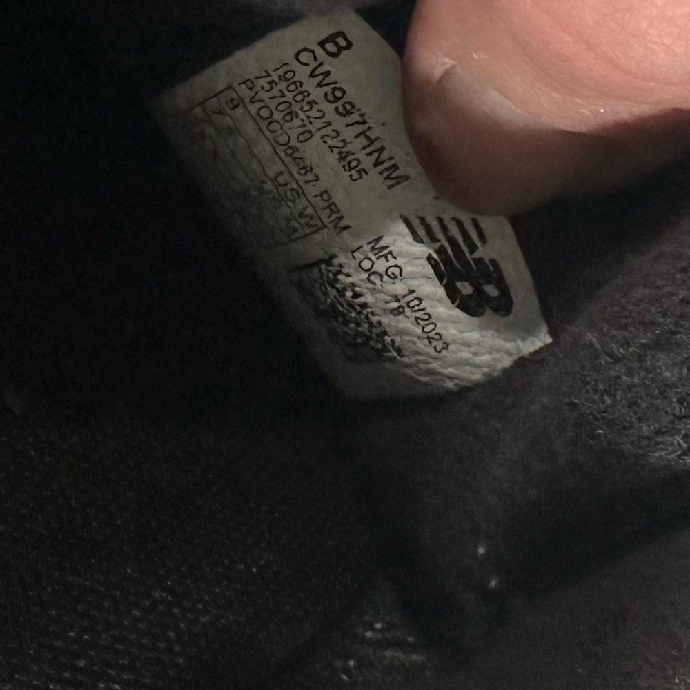 New Balance 997th Sneaker Women’s 9 - Picture 6 of 6